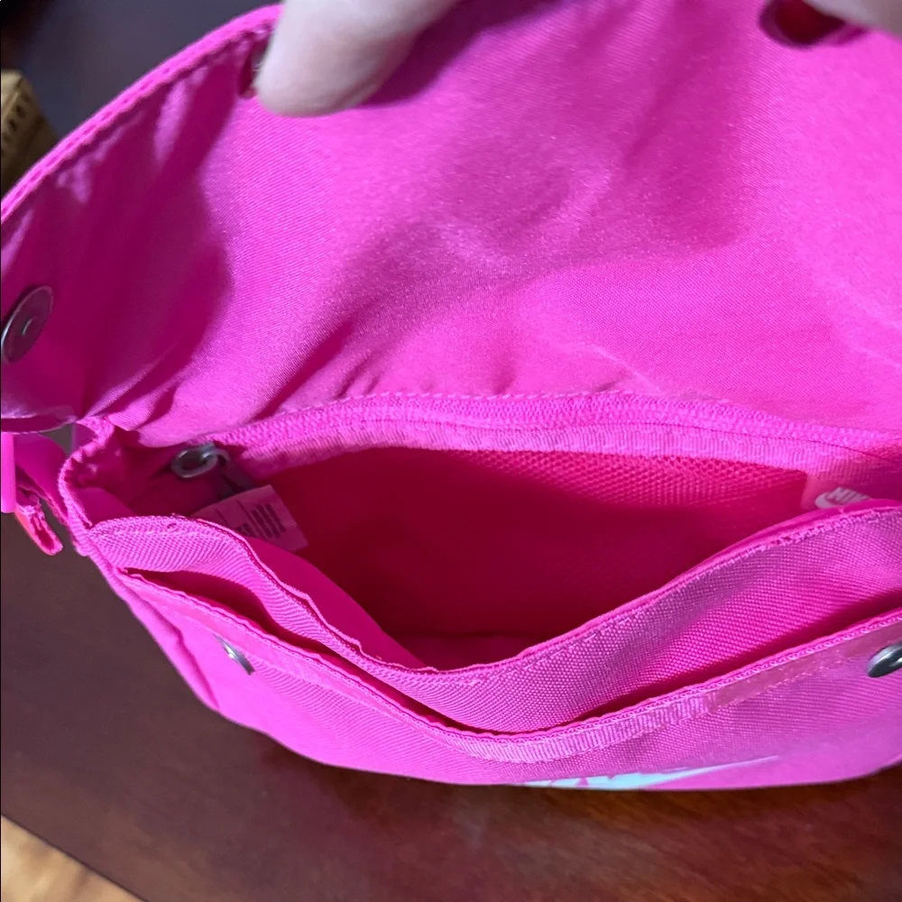 Nike Vibrant Pink Crossbody Bag - Picture 3 of 4